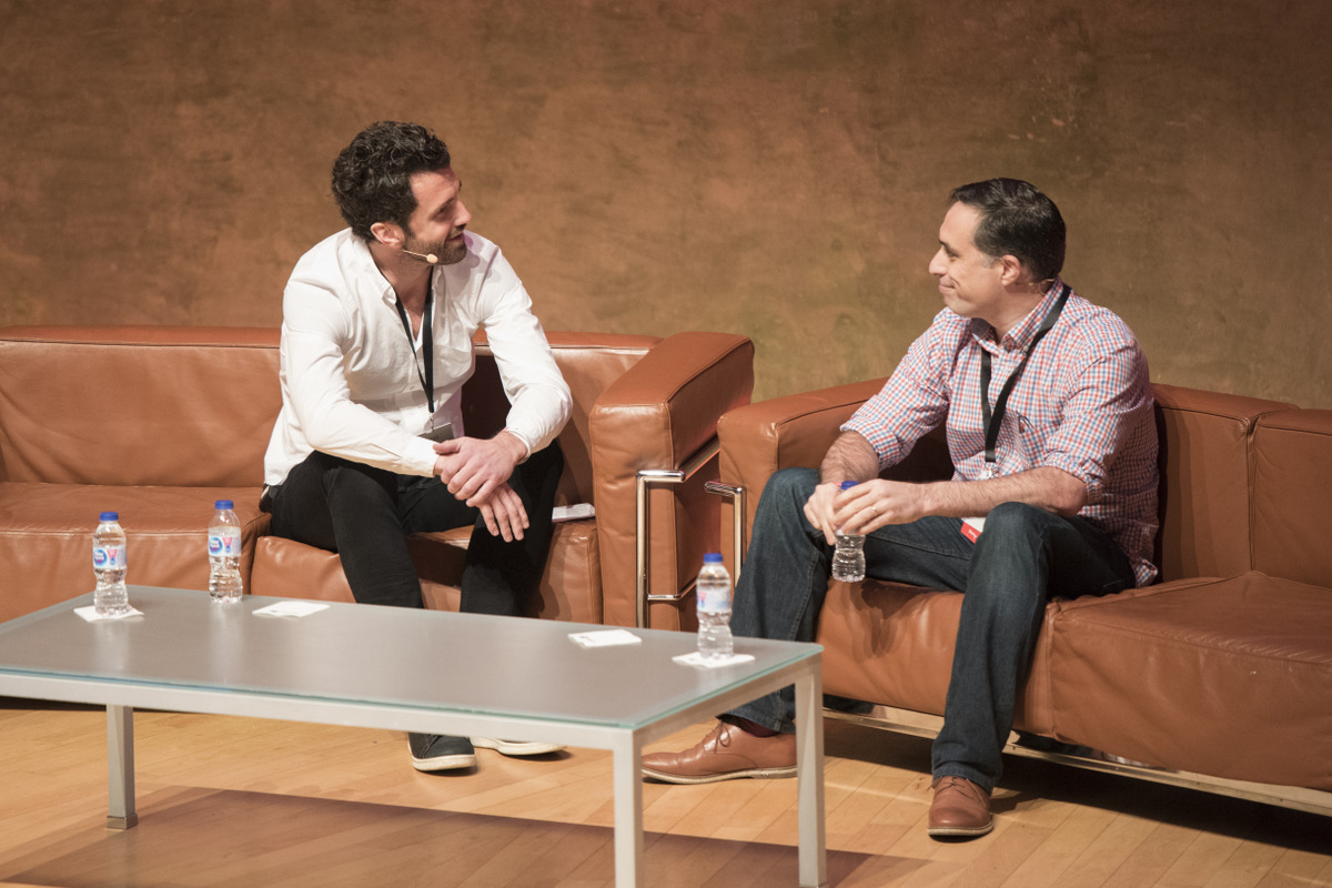 Stewart Masters en mesa redonda